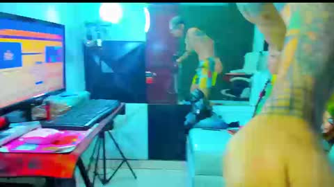 boy_tatto77 online show from 03-12-26, 02:34