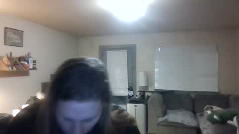 Snapshot of boyandfriend chatting on 11-17-25, 08:09 clay online show from 11-17-25, 08:09