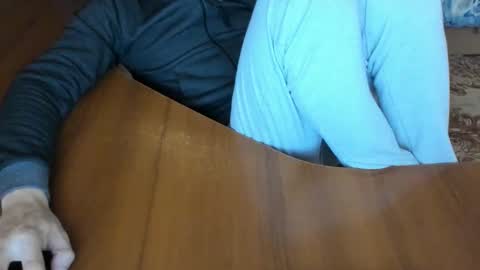 Snapshot of boyapollon chatting on 10-09-25, 10:35 BoyApollon online show from 10-09-25, 10:35