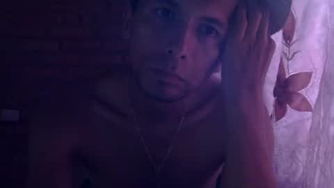 Snapshot of boycumlatino21 chatting on 06-28-26, 05:30 Boy online show from 06-28-26, 05:30