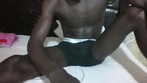 Snapshot of boyguylove chatting on 10-14-25, 09:21 boyguylove online show from 10-14-25, 09:21