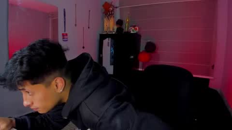 miguel  online show from 01-28-25, 03:25