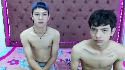 ALEX - TAYLER  -MIKE online show from 12-16-24, 04:49