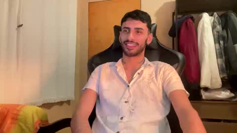 Snapshot of boyzinm2 chatting on 09-16-25, 01:50 boyzinm2 online show from 09-16-25, 01:50