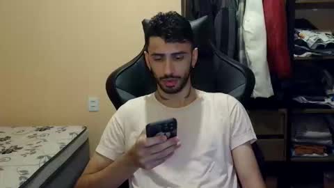 boyzinm2 online show from 02-17-26, 05:59