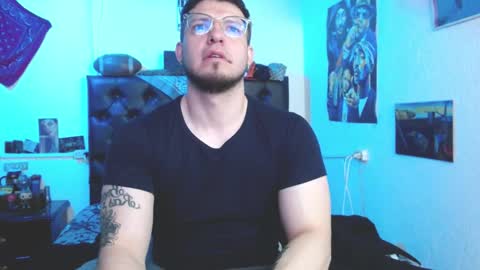 brad hot boy online show from 11-19-25, 03:56