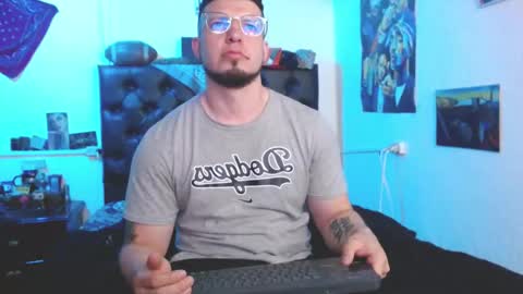 brad hot boy online show from 03-25-26, 05:41