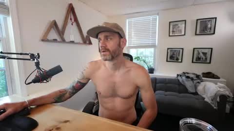 BradBronton online show from 05-01-26, 10:53