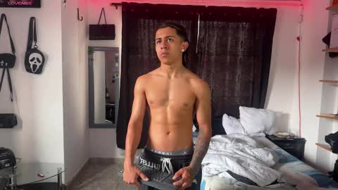 Snapshot of bradley_strong_ chatting on 02-15-26, 03:09 Bradley Strong online show from 02-15-26, 03:09