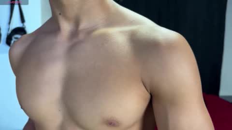 Snapshot of bradley_strong_ chatting on 02-20-26, 04:09 Bradley Strong online show from 02-20-26, 04:09