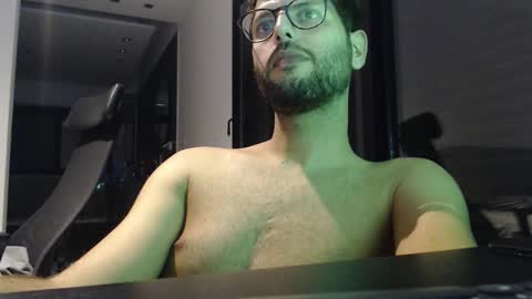 Snapshot of brads91 chatting on 10-13-25, 09:59 brads online show from 10-13-25, 09:59