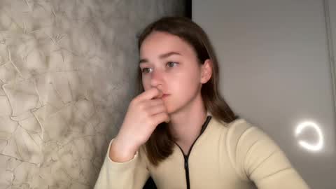 Kate online show from 05-20-26, 02:01