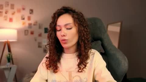 Lilly online show from 10-16-25, 01:12