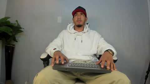 Brand  online show from 01-08-26, 11:12