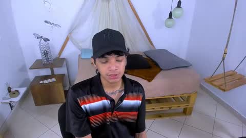 Snapshot of brand_hades chatting on 09-23-25, 03:04 B R A N D online show from 09-23-25, 03:04