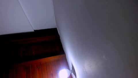 Snapshot of brand_hades chatting on 05-18-26, 10:59 B R A N D online show from 05-18-26, 10:59