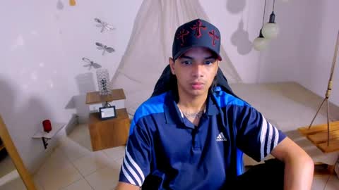 Snapshot of brand_hades chatting on 05-25-26, 11:11 B R A N D online show from 05-25-26, 11:11