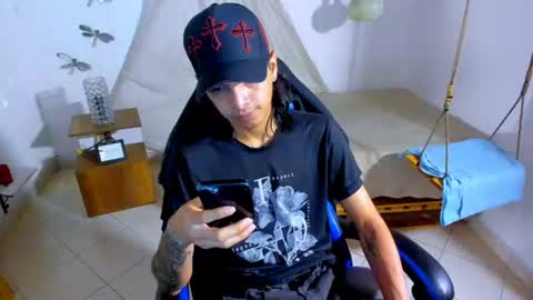 Snapshot of brand_hades chatting on 07-14-26, 02:05 B R A N D online show from 07-14-26, 02:05
