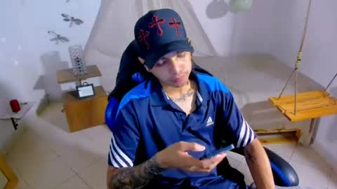 Snapshot of brand_hades chatting on 07-23-26, 01:41 B R A N D online show from 07-23-26, 01:41
