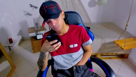Snapshot of brand_hades chatting on 07-28-26, 03:21 B R A N D online show from 07-28-26, 03:21