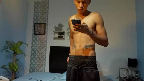 Snapshot of brandom_brook chatting on 07-10-26, 04:42 brandom_brook online show from 07-10-26, 04:42