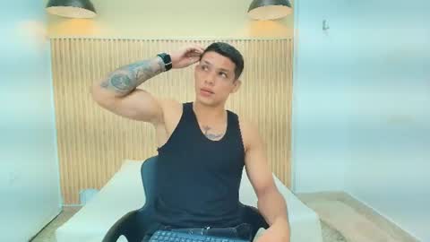 Snapshot of brandon_mercuri chatting on 07-16-26, 12:55 BRANDON online show from 07-16-26, 12:55