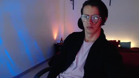 Snapshot of brandon_starkk chatting on 05-09-26, 12:21 brandon_starkk online show from 05-09-26, 12:21