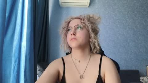 Belle  online show from 04-11-26, 07:45