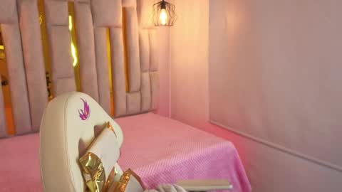 Brandy online show from 04-25-26, 12:19