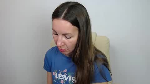 Snapshot of brandy_gem chatting on 04-28-26, 06:51 Brandy Gem online show from 04-28-26, 06:51