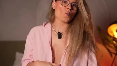 Alex online show from 04-29-26, 03:43