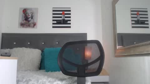 Snapshot of brandyy__love_ chatting on 02-11-26, 11:26 Vanesa online show from 02-11-26, 11:26