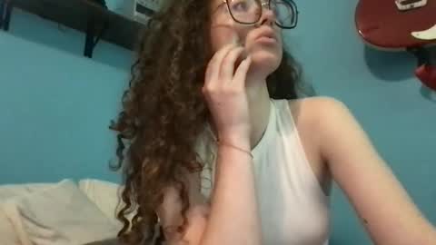 Snapshot of brattyprincess888 chatting on 10-17-25, 04:53 Bratty Fit Girl online show from 10-17-25, 04:53