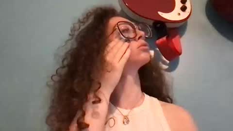 Snapshot of brattyprincess888 chatting on 10-18-25, 09:10 Bratty Fit Girl online show from 10-18-25, 09:10