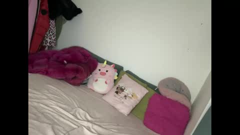 bratzdoll1994 online show from 04-02-26, 06:55