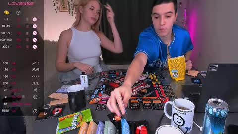 Snapshot of bravomaestro chatting on 02-01-25, 12:18 Johny Bravo online show from 02-01-25, 12:18