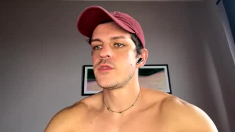 Snapshot of braziliangoodboy chatting on 05-17-26, 07:10 braziliangoodboy online show from 05-17-26, 07:10