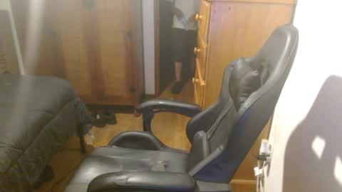 Breadw1nnah online show from 09-24-25, 04:38