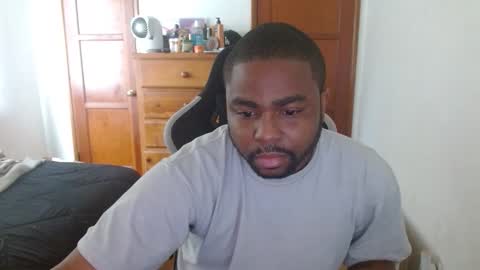 Breadw1nnah online show from 11-30-25, 08:24