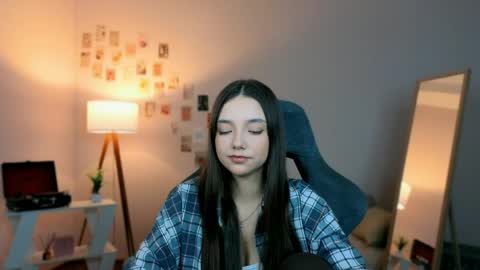 Rachel online show from 04-17-26, 07:17