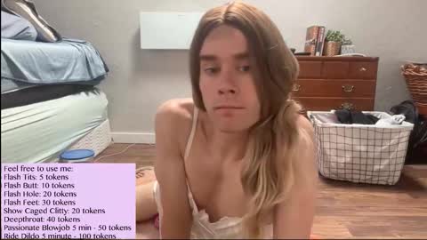 Snapshot of breakingkatie chatting on 11-07-25, 04:18 BreakingKatie online show from 11-07-25, 04:18