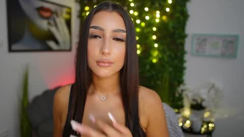 Snapshot of bree__morgan chatting on 09-12-25, 01:11 Bree online show from 09-12-25, 01:11