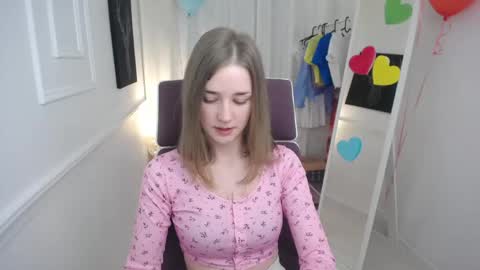Snapshot of bree_sky chatting on 04-28-26, 01:16 Bree online show from 04-28-26, 01:16
