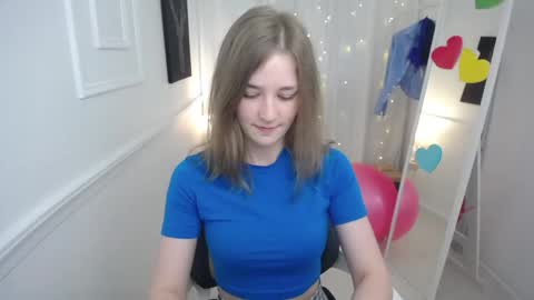 Snapshot of bree_sky chatting on 05-13-26, 11:18 Bree online show from 05-13-26, 11:18