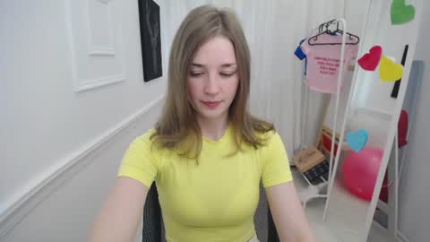 Bree online show from 06-12-26, 11:09
