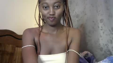 Snapshot of breezykan123 chatting on 01-09-26, 02:47 breelia online show from 01-09-26, 02:47