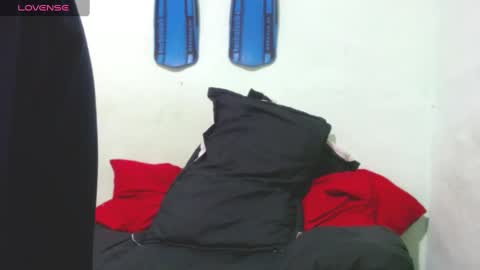 Snapshot of breinerxxlhot chatting on 02-22-25, 04:29 Breiner online show from 02-22-25, 04:29