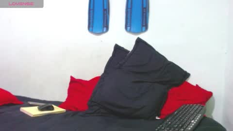 Snapshot of breinerxxlhot chatting on 02-22-25, 10:09 Breiner online show from 02-22-25, 10:09