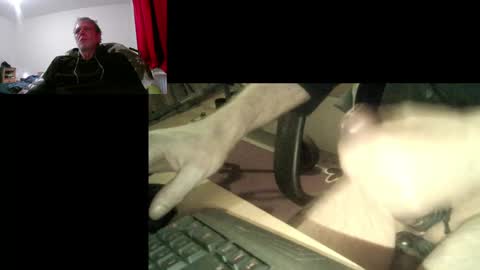 Snapshot of bremer64 chatting on 12-09-24, 08:33 bremer64 online show from 12-09-24, 08:33