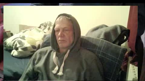 Snapshot of bremer64 chatting on 12-14-25, 10:31 bremer64 online show from 12-14-25, 10:31